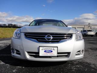 Nissan Altima 2011 photo 4