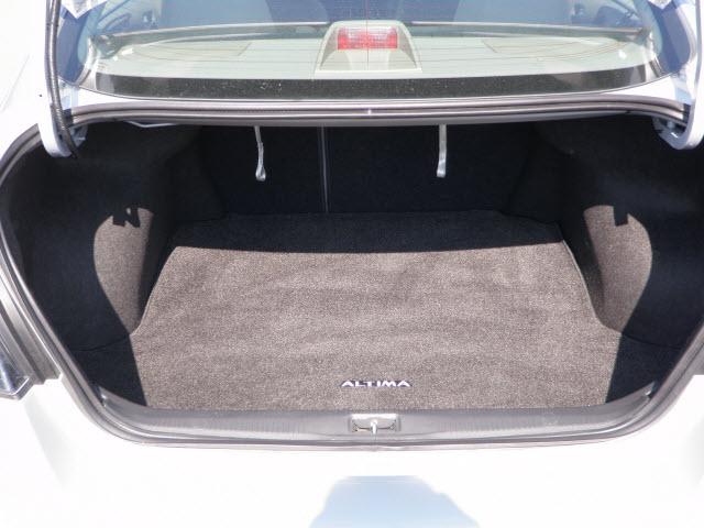 Nissan Altima 2011 photo 5