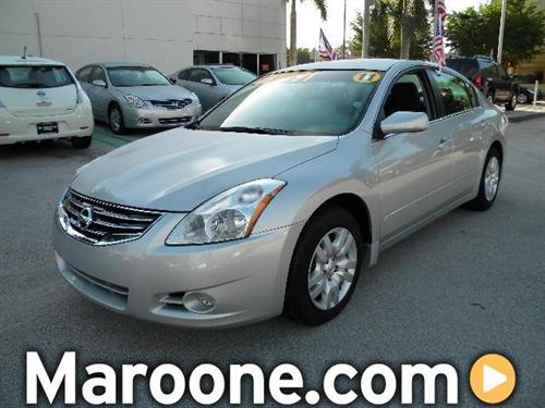 Nissan Altima Pickupslt Quad Cab SWB 4WD 4x4 Truck Other