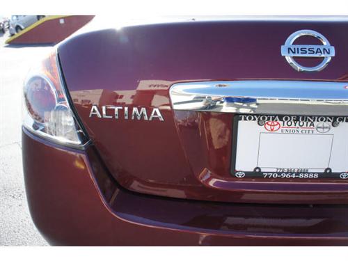 Nissan Altima 2011 photo 3