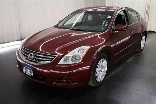Nissan Altima 2011 photo 3