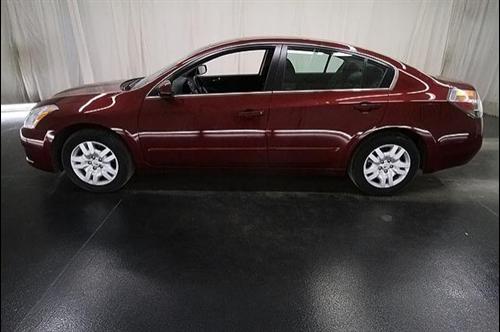 Nissan Altima 2011 photo 4