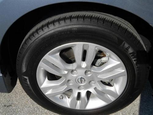 Nissan Altima 2011 photo 4
