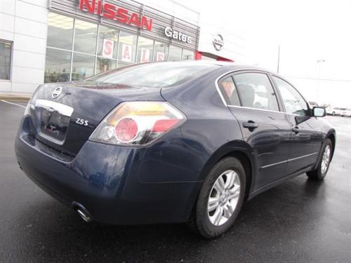 Nissan Altima 2011 photo 3