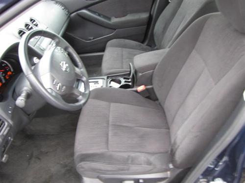 Nissan Altima 2011 photo 4