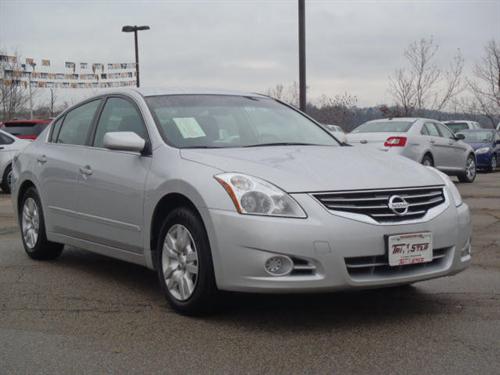 Nissan Altima 2011 photo 5