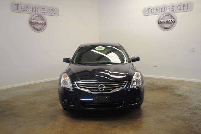 Nissan Altima Pickupslt Quad Cab SWB 4WD 4x4 Truck Sedan