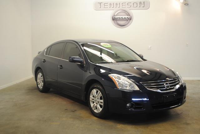 Nissan Altima 2011 photo 9