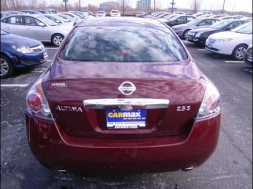 Nissan Altima 2011 photo 5