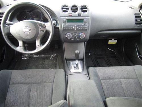 Nissan Altima 4WD Crew Cab 140.5 Laramie Other