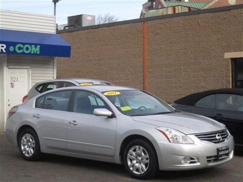 Nissan Altima 2011 photo 2