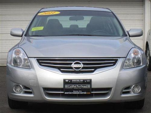 Nissan Altima 2011 photo 4