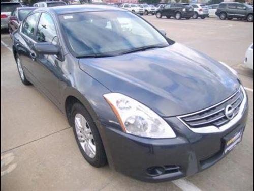 Nissan Altima XR Other