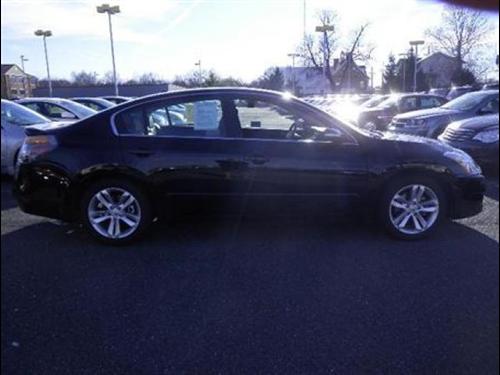 Nissan Altima 2011 photo 3