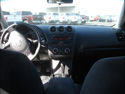 Nissan Altima 2011 photo 5