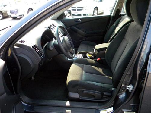 Nissan Altima 2011 photo 5
