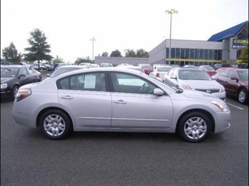 Nissan Altima 2011 photo 3