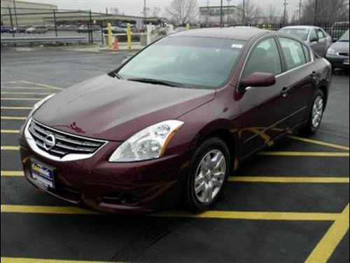 Nissan Altima 2011 photo 2