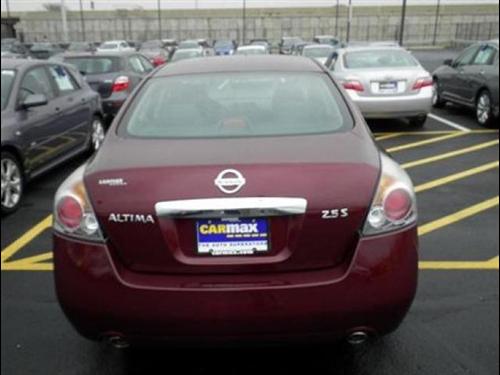 Nissan Altima 2011 photo 5