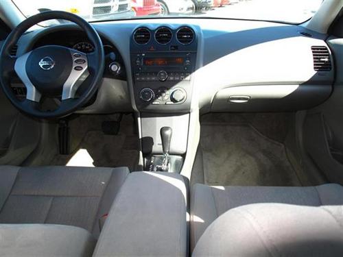Nissan Altima 2011 photo 5