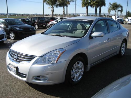 Nissan Altima 2011 photo 3