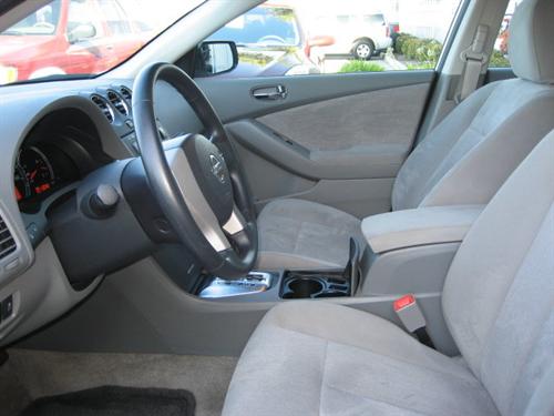 Nissan Altima 2011 photo 5