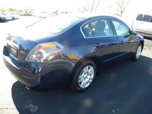 Nissan Altima 2011 photo 3
