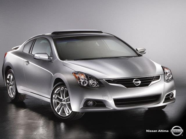 Nissan Altima 2011 photo 1