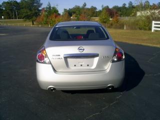 Nissan Altima 2011 photo 4