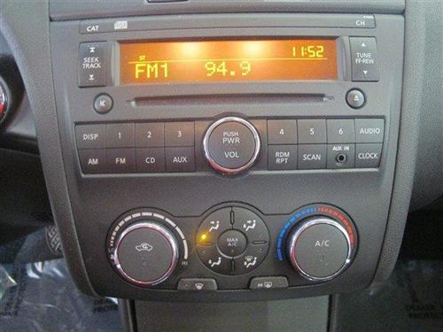 Nissan Altima 2011 photo 1