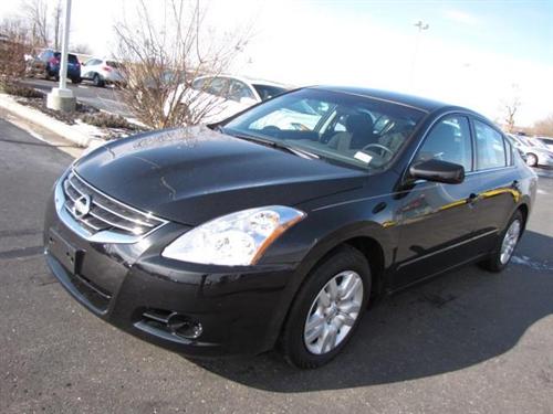 Nissan Altima 2011 photo 1