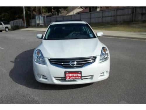 Nissan Altima 2011 photo 1