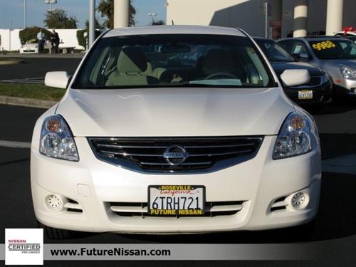 Nissan Altima 2011 photo 1