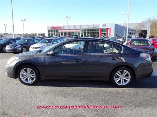 Nissan Altima 2011 photo 1