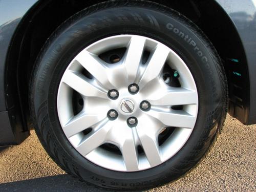 Nissan Altima 2011 photo 2