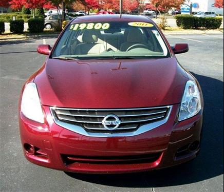 Nissan Altima 2011 photo 1