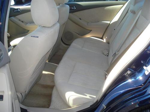 Nissan Altima 2011 photo 3