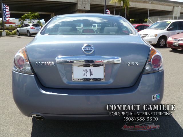 Nissan Altima 2011 photo 3