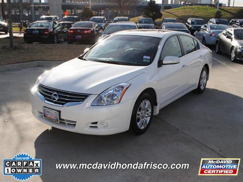 Nissan Altima 2011 photo 2