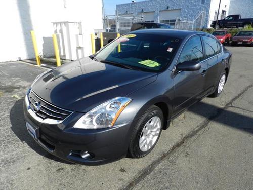 Nissan Altima 2011 photo 2