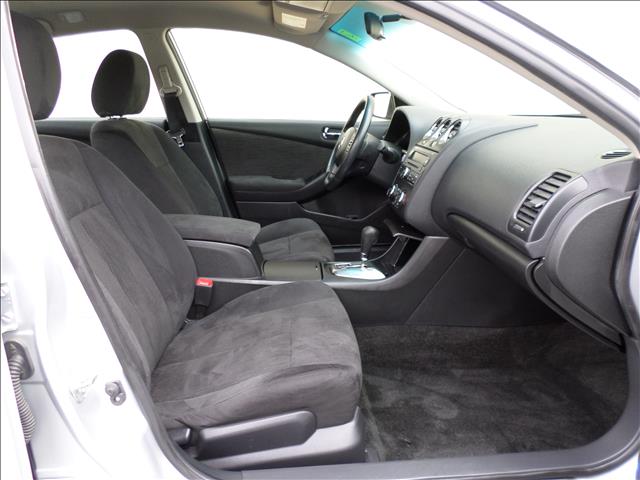 Nissan Altima 2012 photo 4
