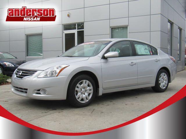 Nissan Altima Pickupslt Quad Cab SWB 4WD 4x4 Truck Sedan