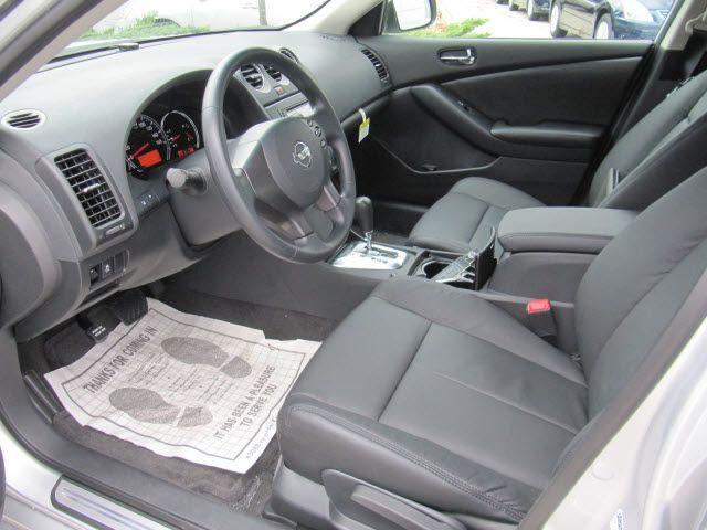 Nissan Altima 2012 photo 5