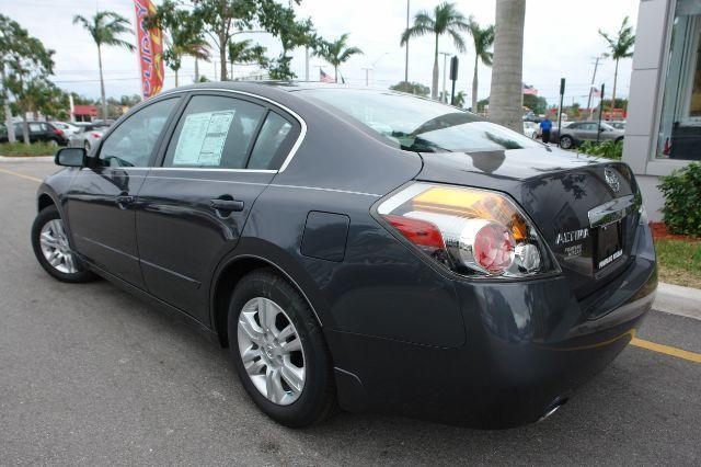 Nissan Altima 2012 photo 3