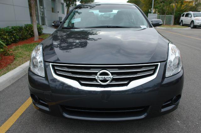 Nissan Altima 2012 photo 4