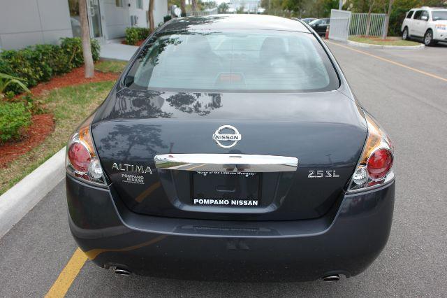 Nissan Altima 2012 photo 5