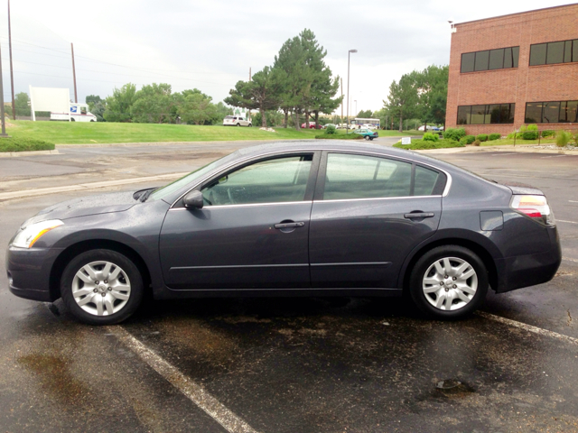 Nissan Altima 2012 photo 1