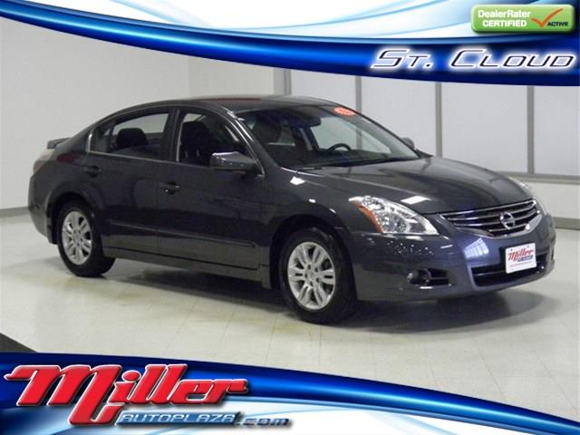 Nissan Altima 2012 photo 1