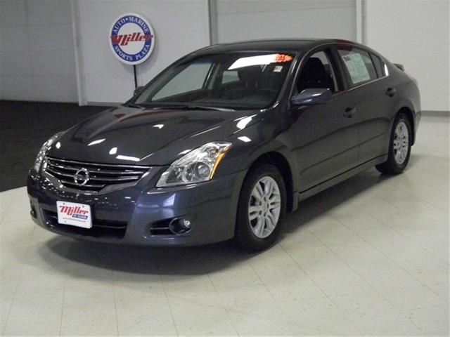 Nissan Altima 2012 photo 3