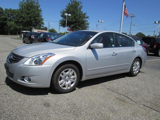 Nissan Altima 2012 photo 1